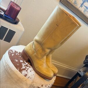 Frye Women's Tan Leather Boots